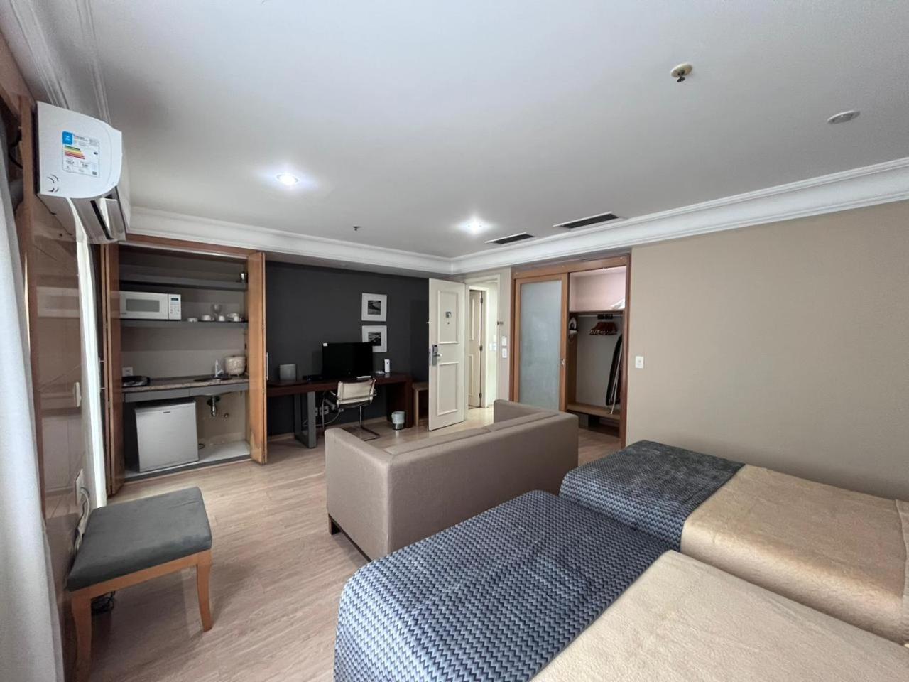 Lobie Barra Da Tijuca Mediterraneo Apartamento *